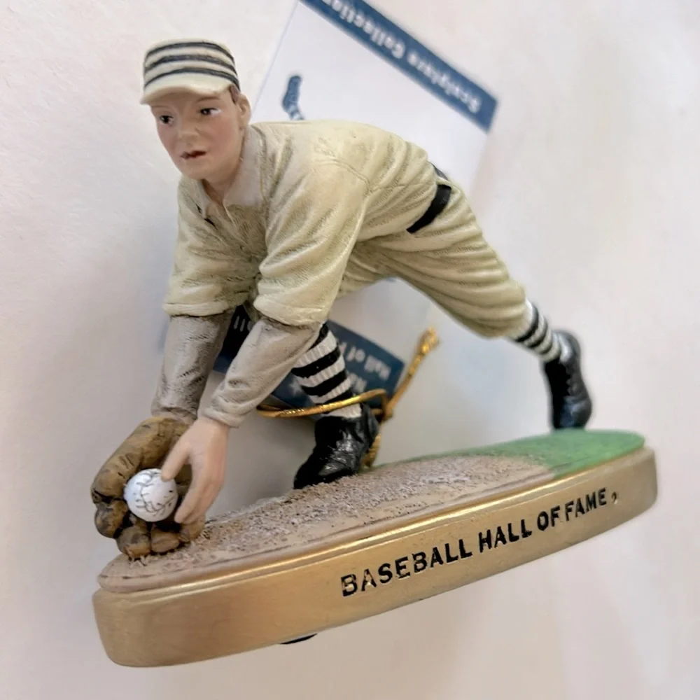 National Baseball Hall of Fame & Museum Sculpture Collection - Picture 6 of 10